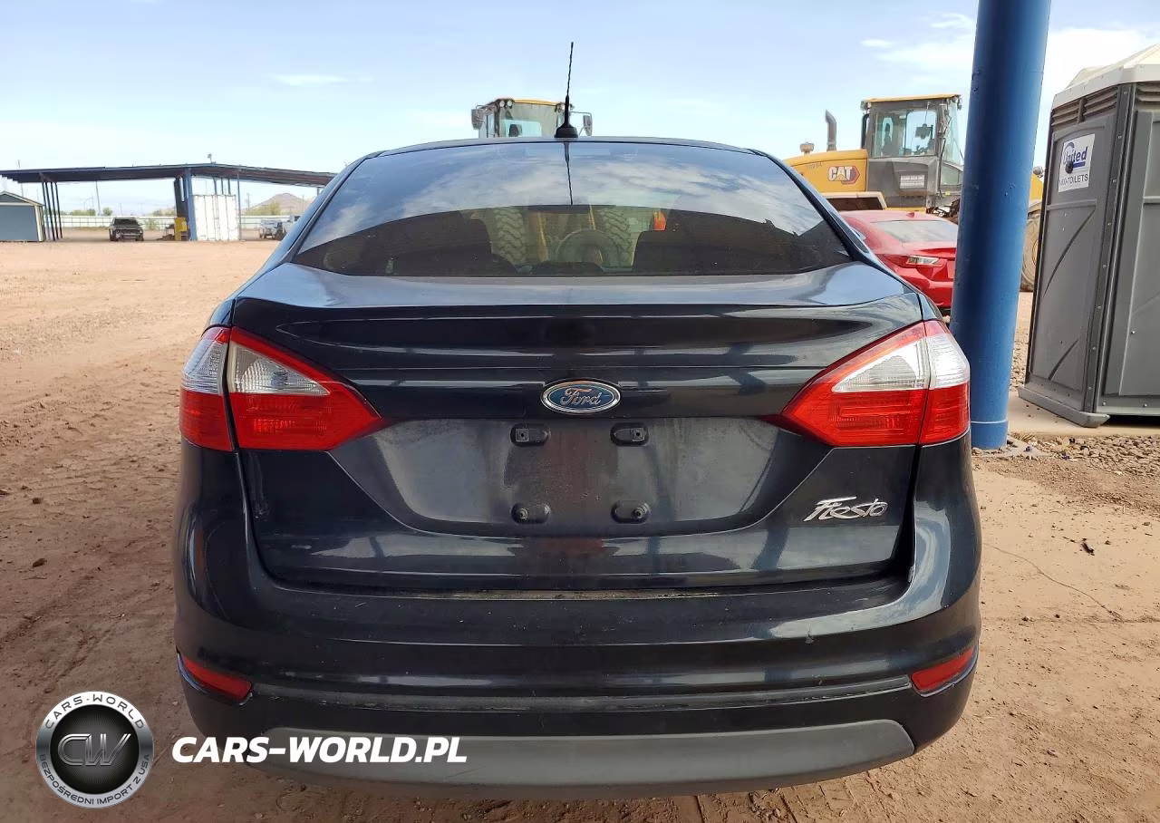 2015 Ford Fiesta S VIN:3FADP4AJ4FM161992 - 6