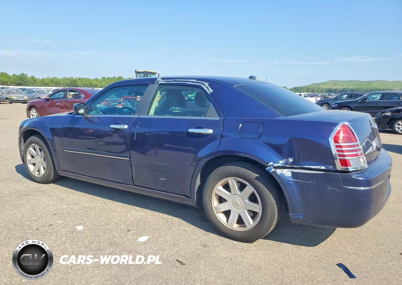 2005 Chrysler 300 Touring VIN:2C3AA53G85H577129 - 2