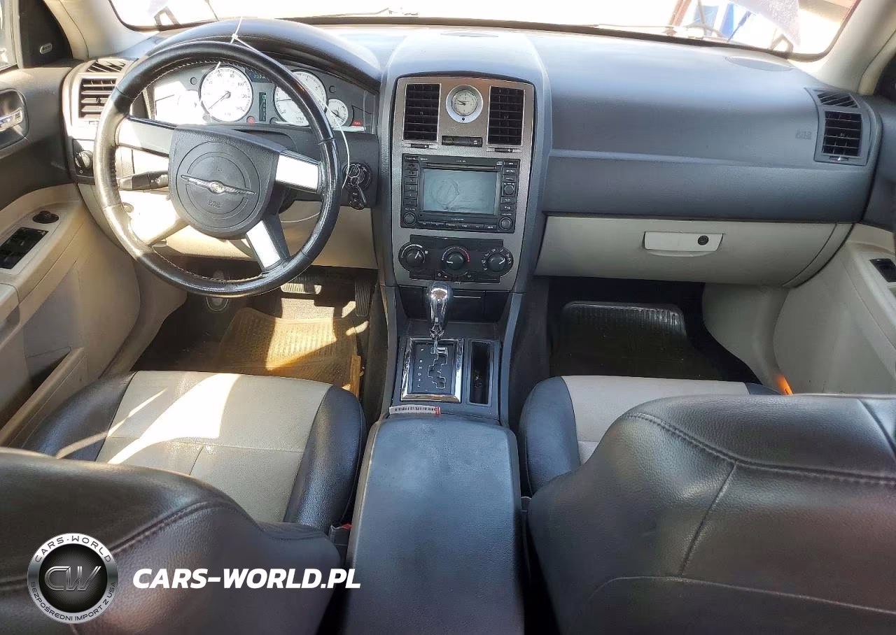 2005 Chrysler 300 Touring VIN:2C3AA53G85H577129 - 8