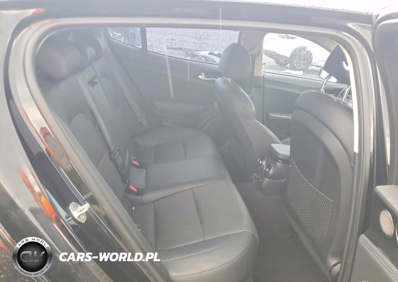 2019 Kia Stinger Premium VIN:KNAE25LA1K6047066 - 10