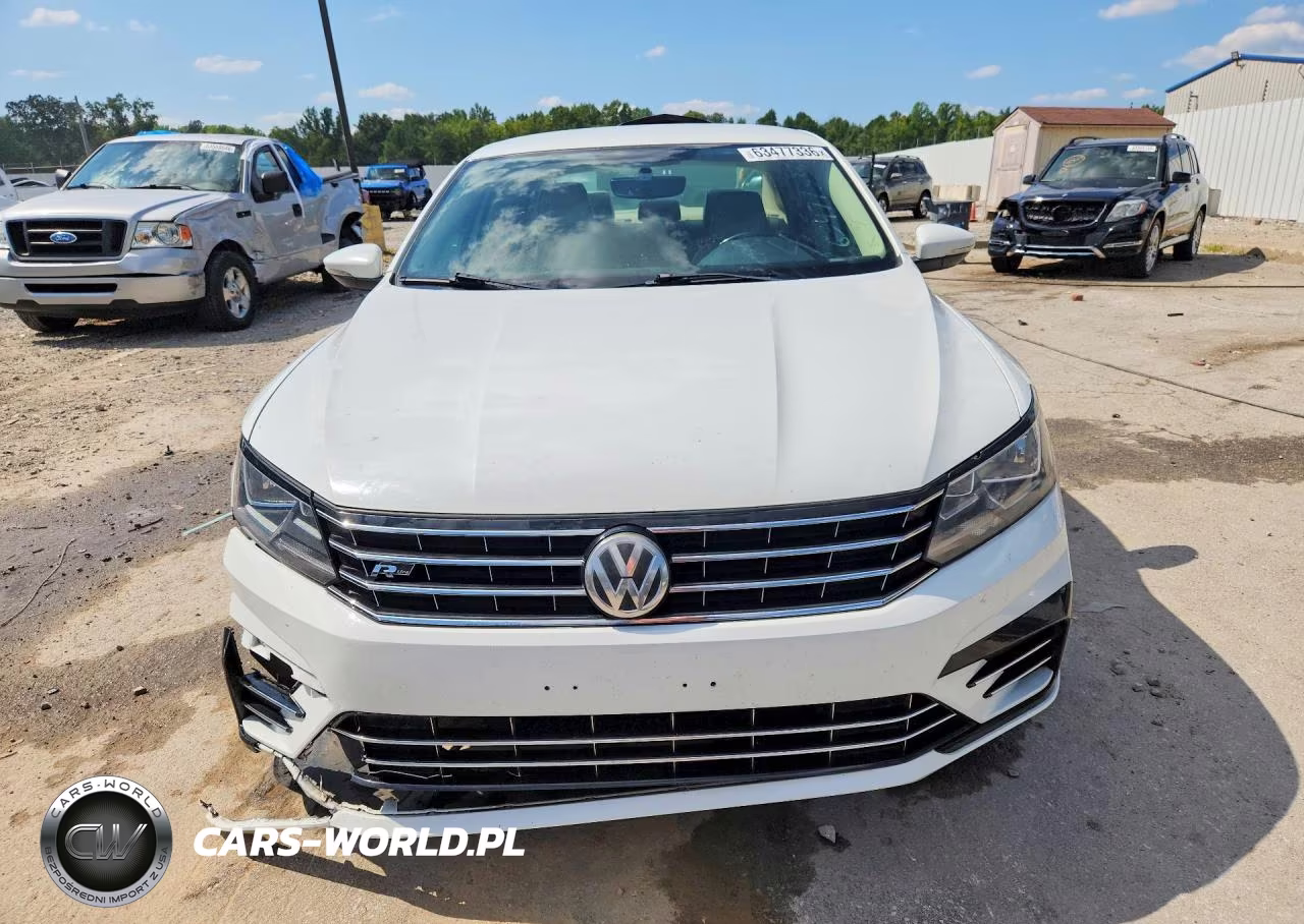2017 Volkswagen Passat R-Line VIN:1VWDT7A31HC001370 - 5
