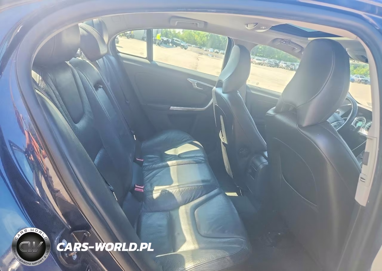 2012 Volvo S60 T5 VIN:YV1622FS6C2118663 - 10