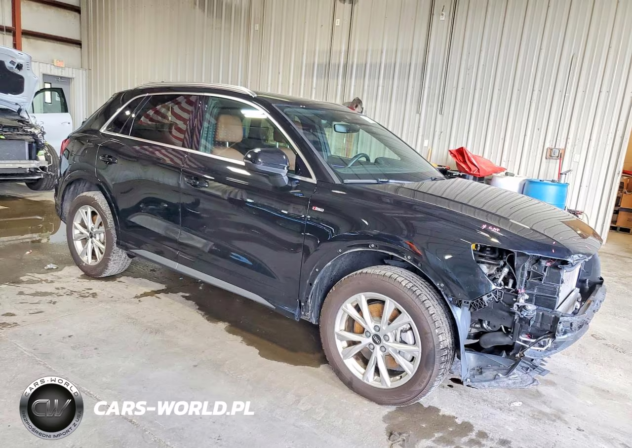 2022 Audi Q3 Premium Plus S Line 45 VIN:WA1EECF35N1113061 - 4