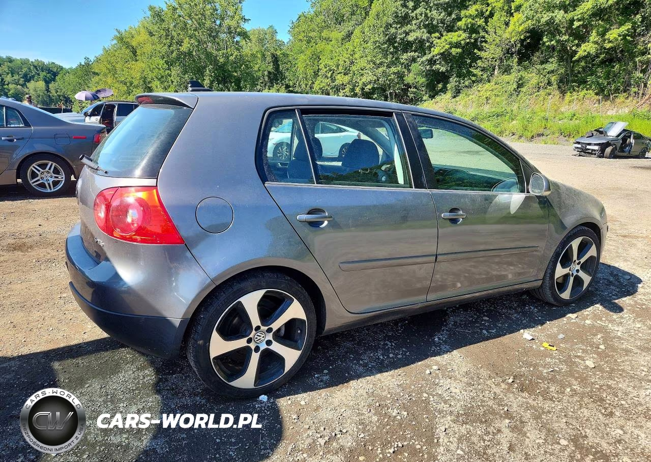 2008 Volkswagen Rabbit VIN:WVWDA71K18W122799 - 3