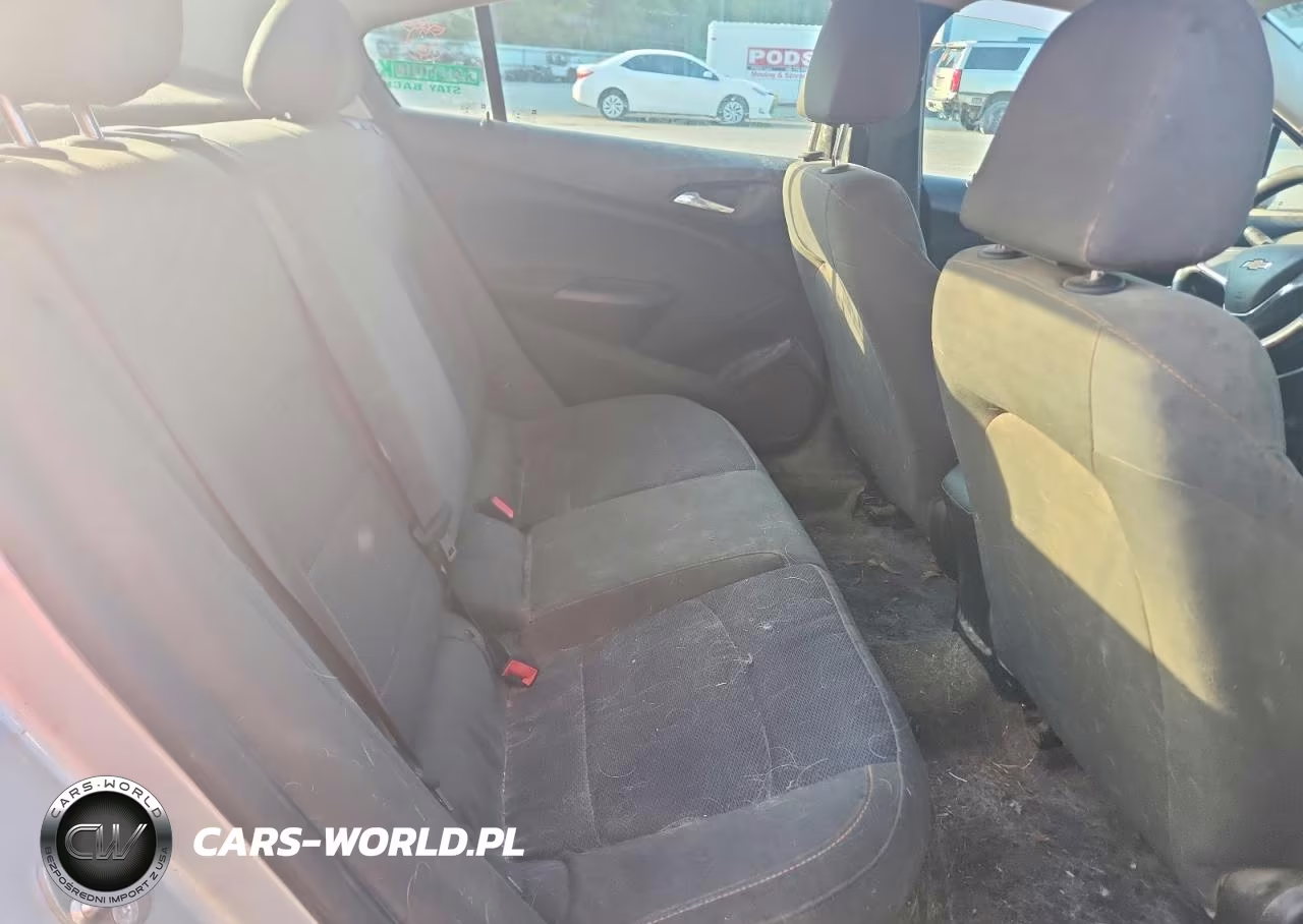 2018 Chevrolet Cruze Ls VIN:1G1BC5SM7J7143770 - 10