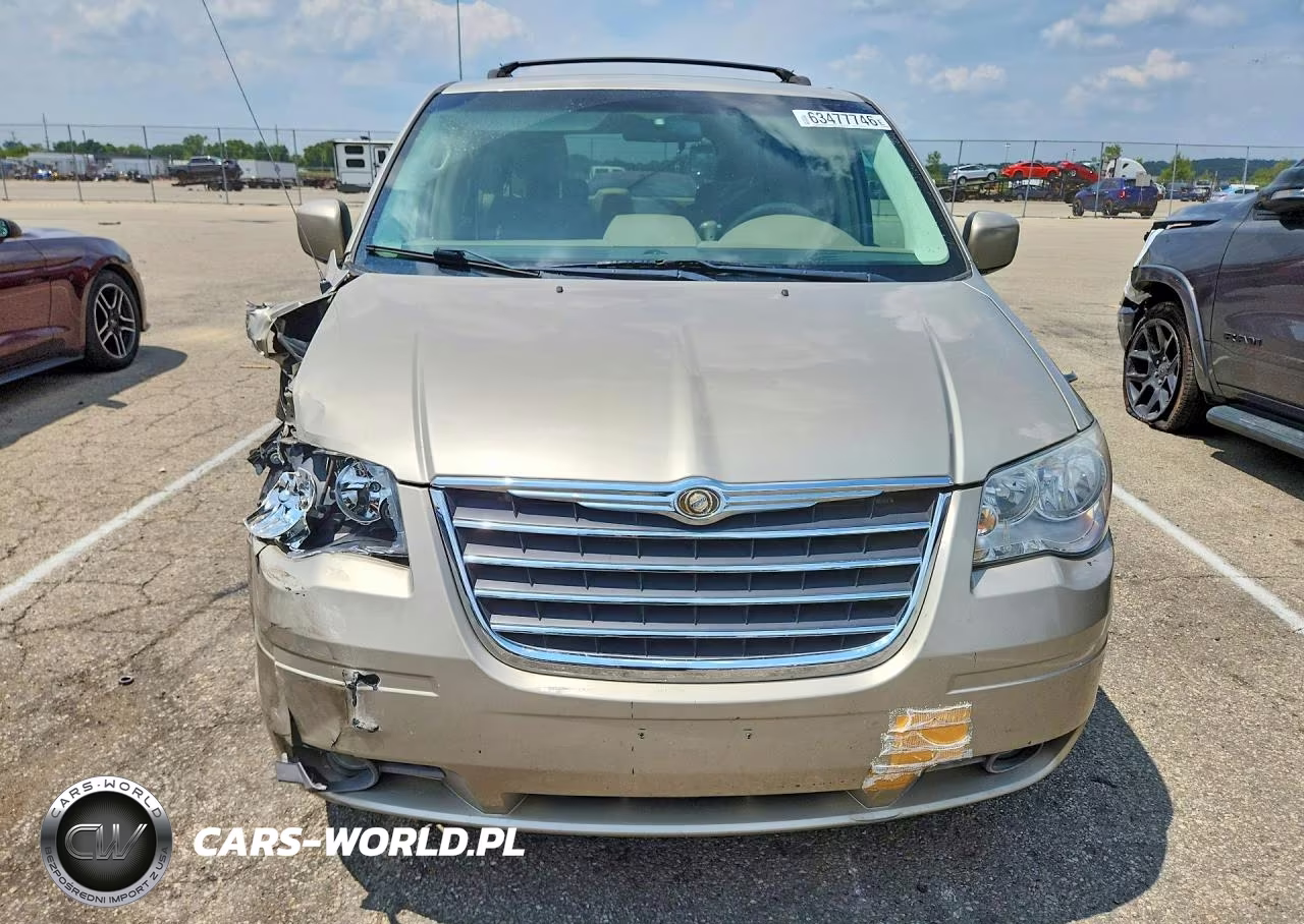 2008 Chrysler Town & Country Touring VIN:2A8HR54P28R682161 - 5