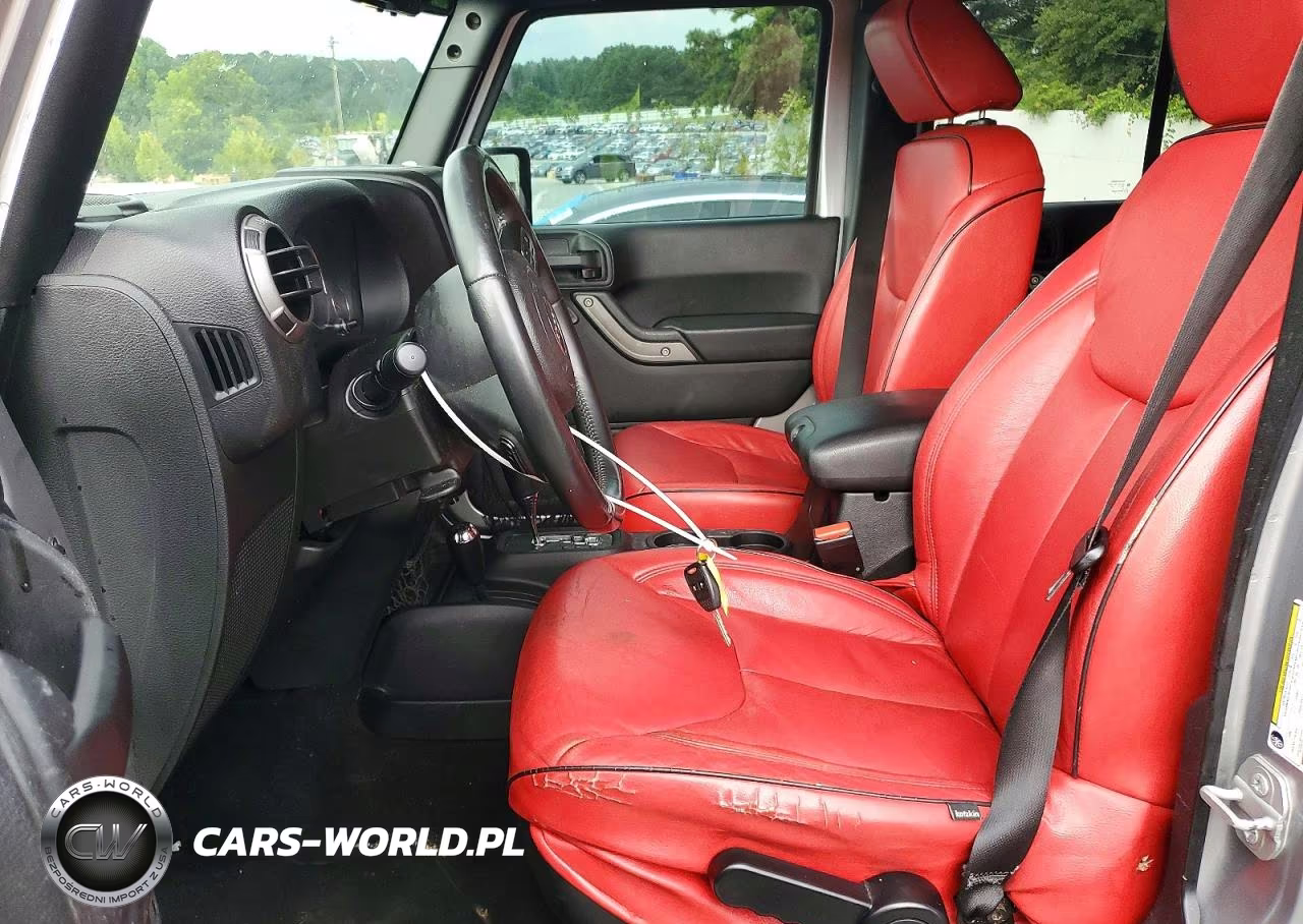 2015 Jeep Wrangler Unlimited Sport VIN:1C4BJWDG4FL504834 - 7