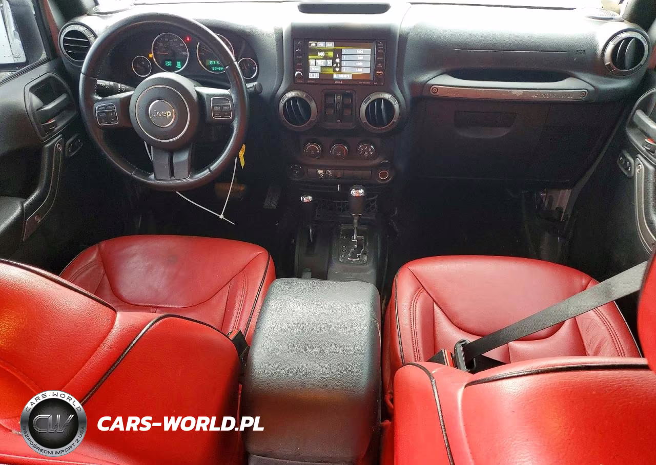 2015 Jeep Wrangler Unlimited Sport VIN:1C4BJWDG4FL504834 - 8