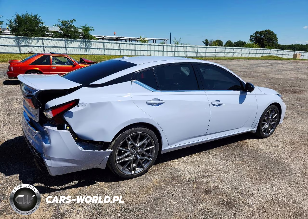 2023 Nissan Altima Sr VIN:1N4AL4CV0PN310680 - 3