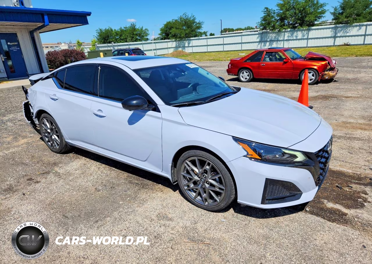 2023 Nissan Altima Sr VIN:1N4AL4CV0PN310680 - 4