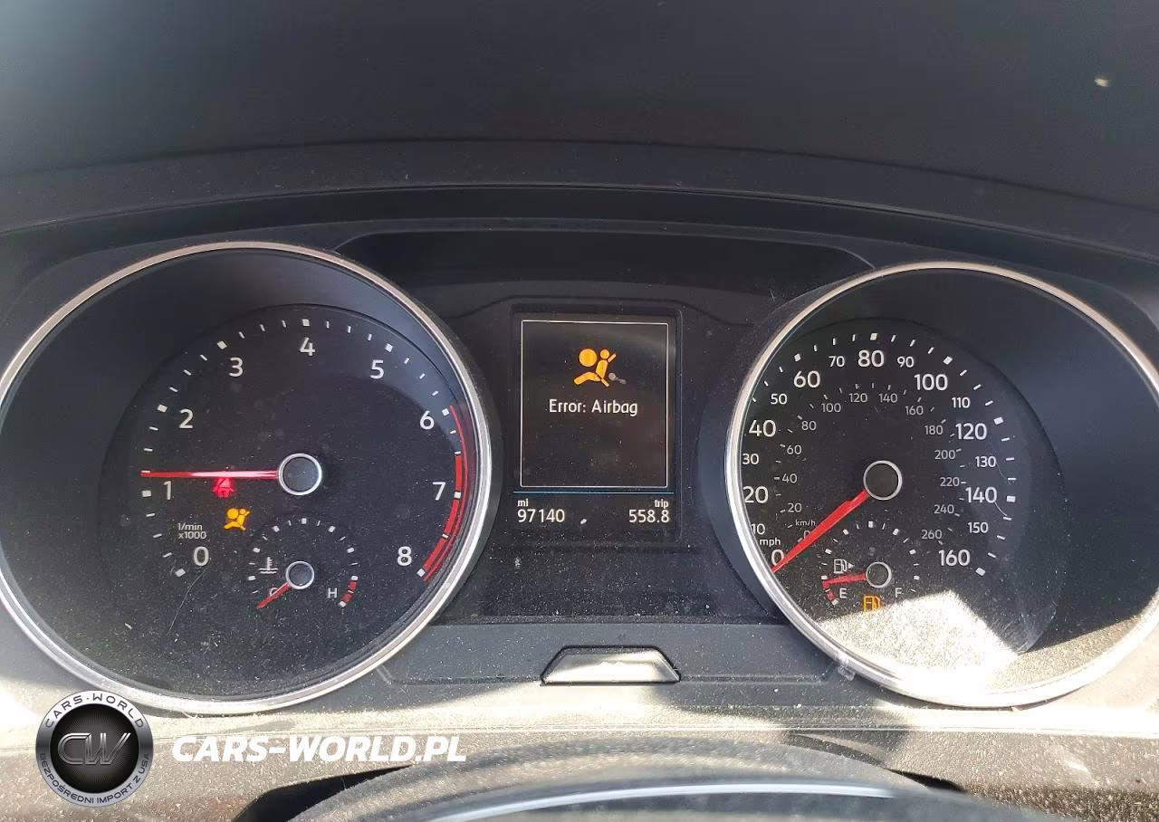 2018 Volkswagen Tiguan S VIN:3VV0B7AX0JM097053 - 9