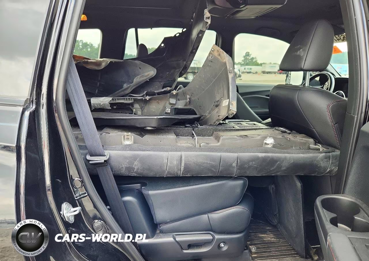 2022 Honda Pilot Black VIN:5FNYF6H7XNB003776 - 11