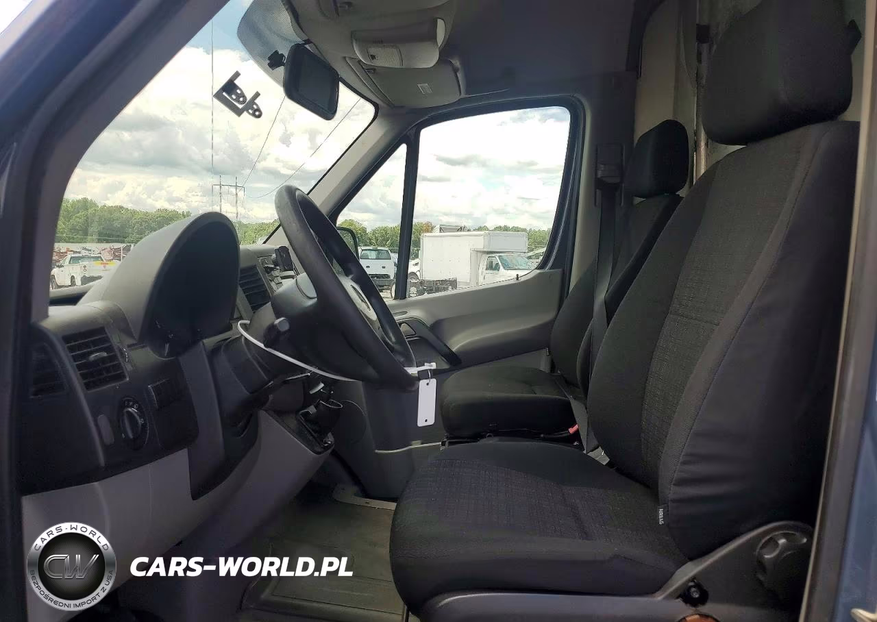 2018 Mercedes-Benz Sprinter 2500 VIN:WD3PE7CD3JP644778 - 7