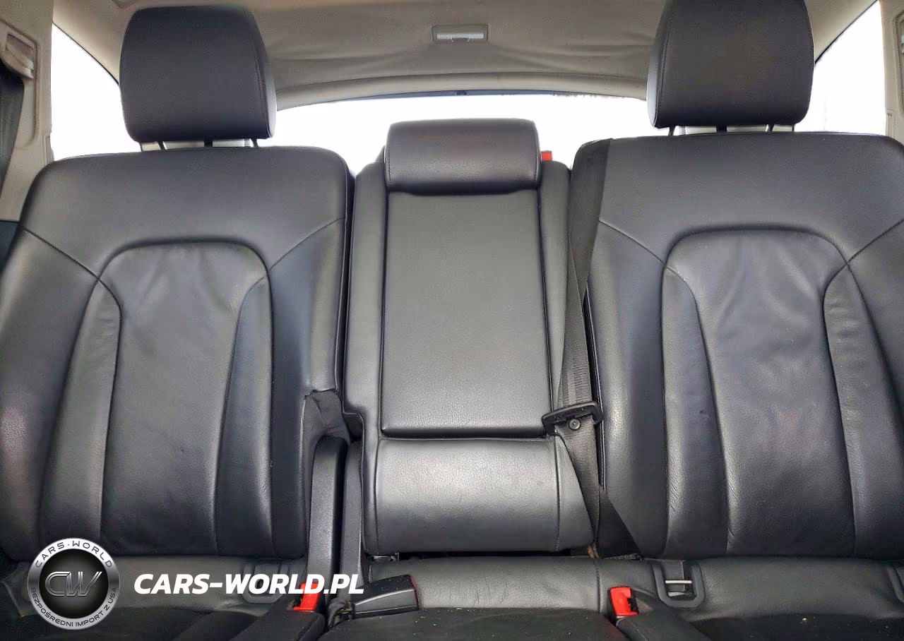 2015 Audi Q7 Premium Plus VIN:WA1LGAFEXFD001010 - 10