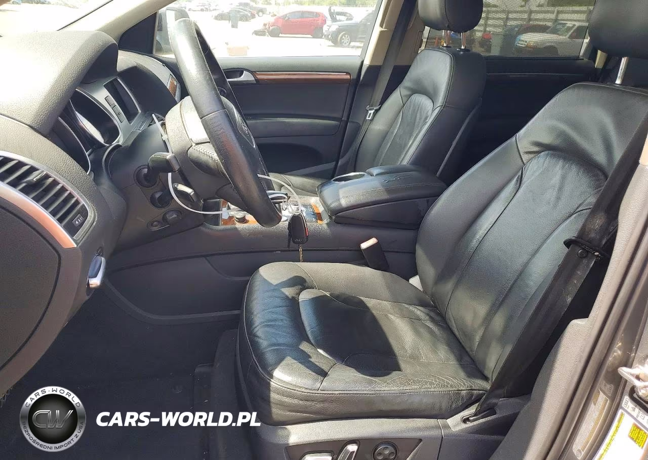 2015 Audi Q7 Premium Plus VIN:WA1LGAFEXFD001010 - 7