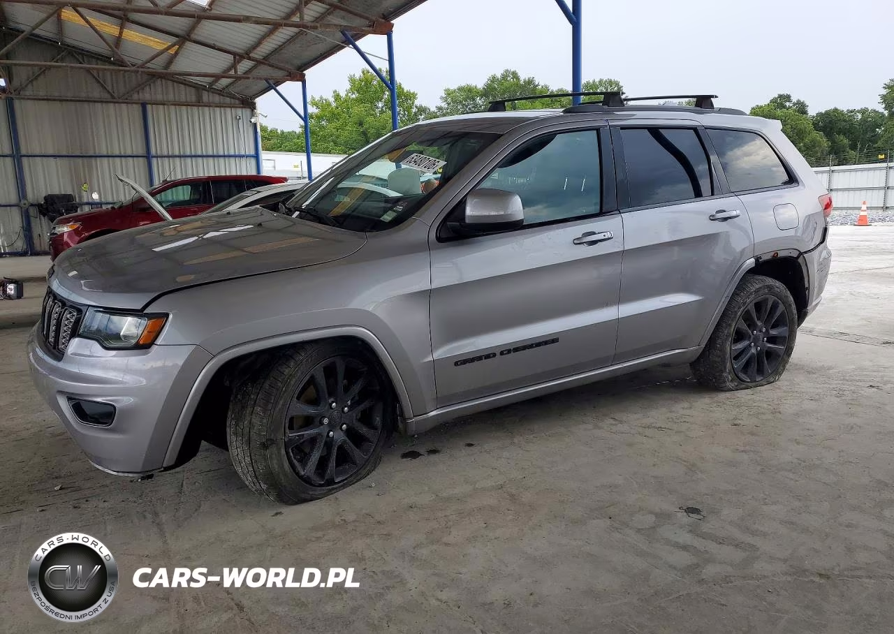 2017 Jeep Grand Cherokee Laredo – zdjęcie 1 z 13