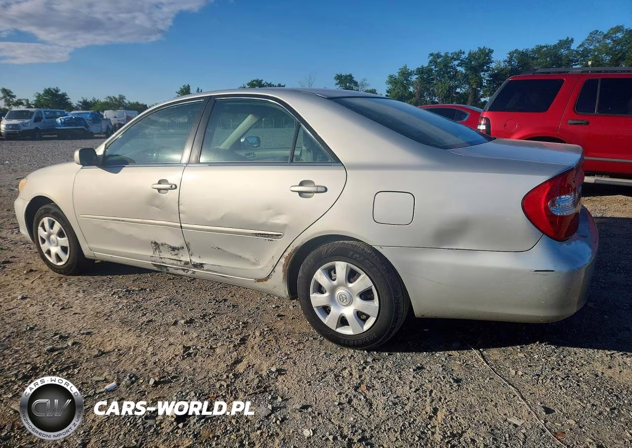 2003 Toyota Camry Le VIN:4T1BE30K03U750276 - 2