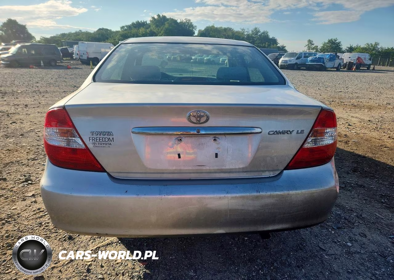 2003 Toyota Camry Le VIN:4T1BE30K03U750276 - 6