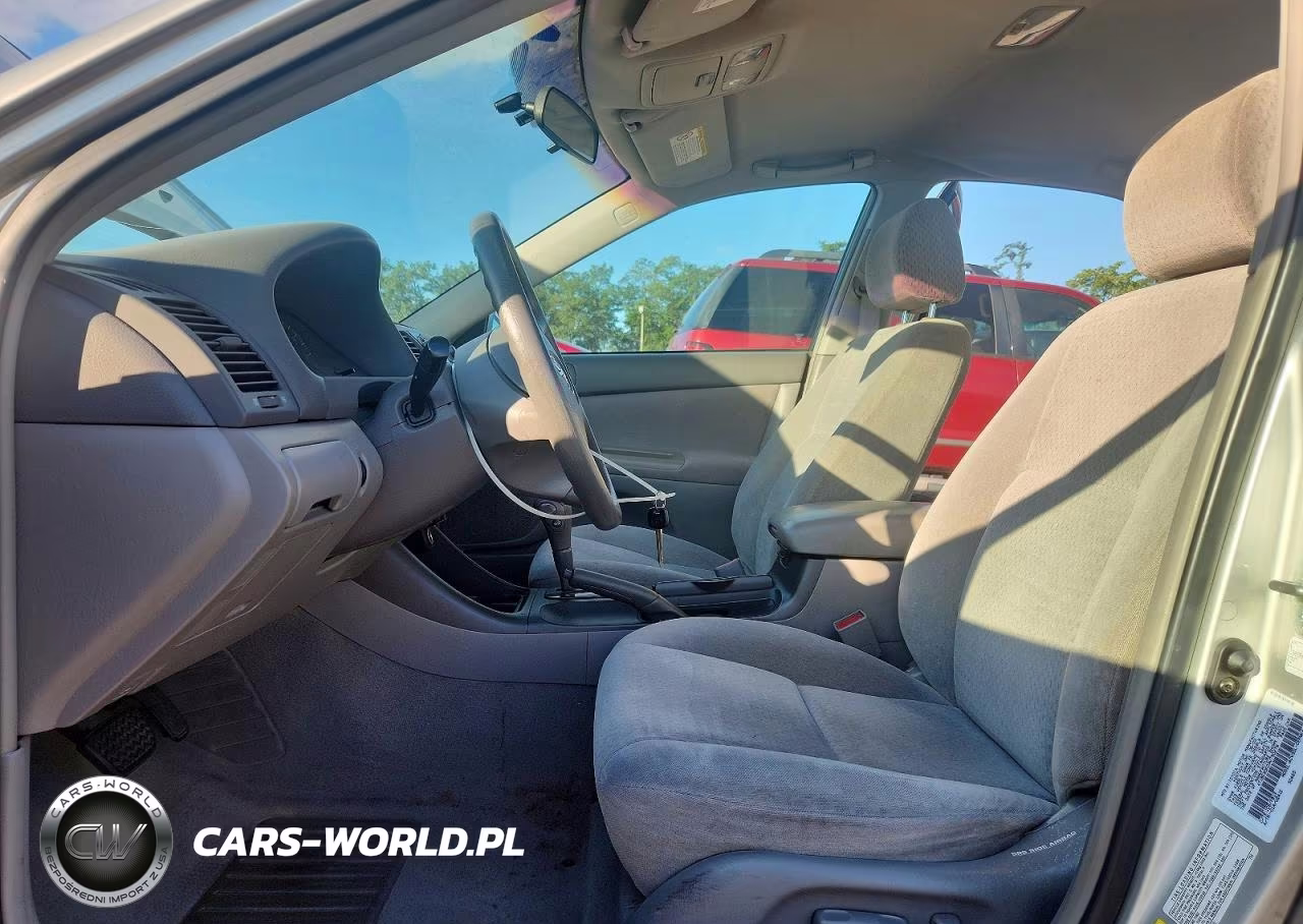 2003 Toyota Camry Le VIN:4T1BE30K03U750276 - 7