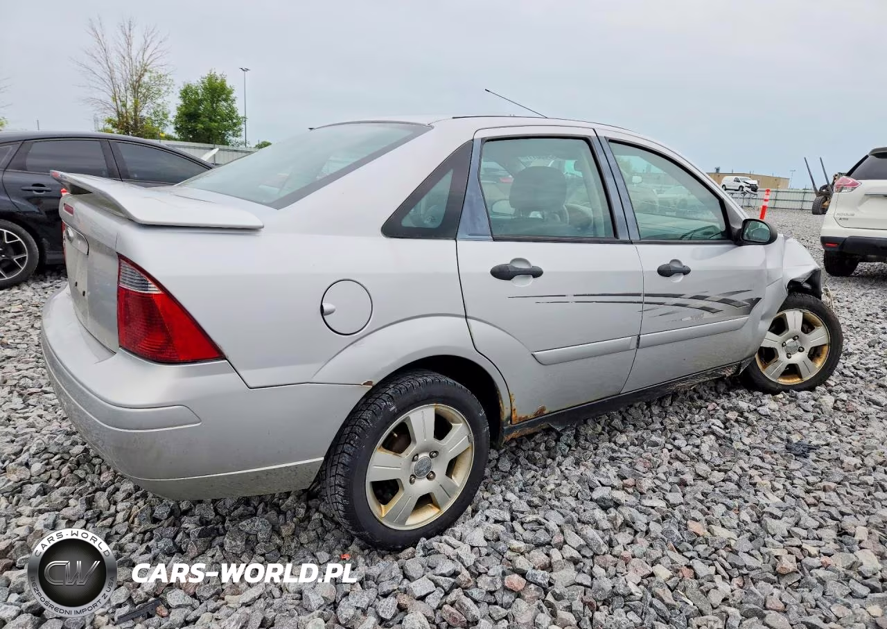 2007 Ford Focus Zx4 VIN:1FAFP34N07W330652 - 3