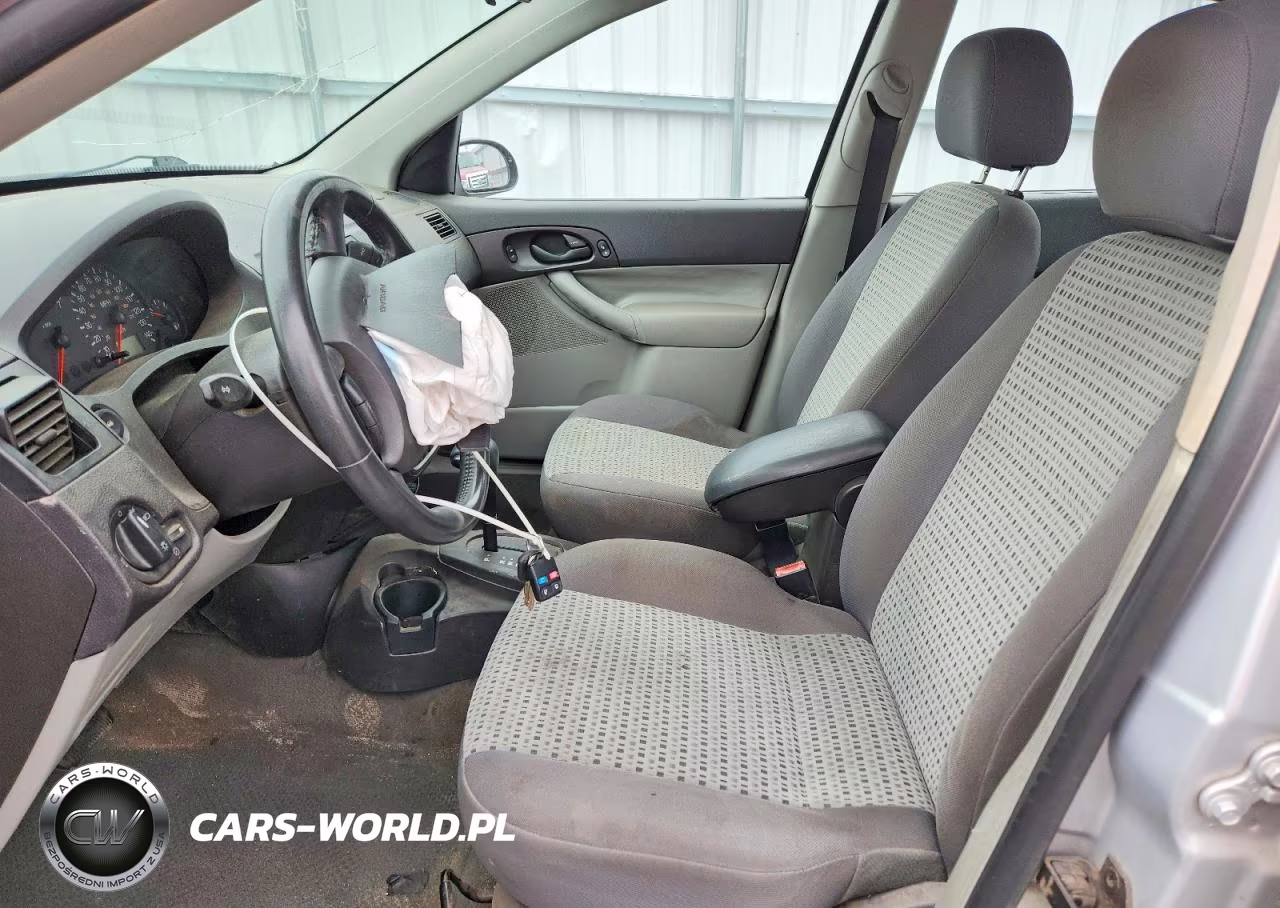 2007 Ford Focus Zx4 VIN:1FAFP34N07W330652 - 7