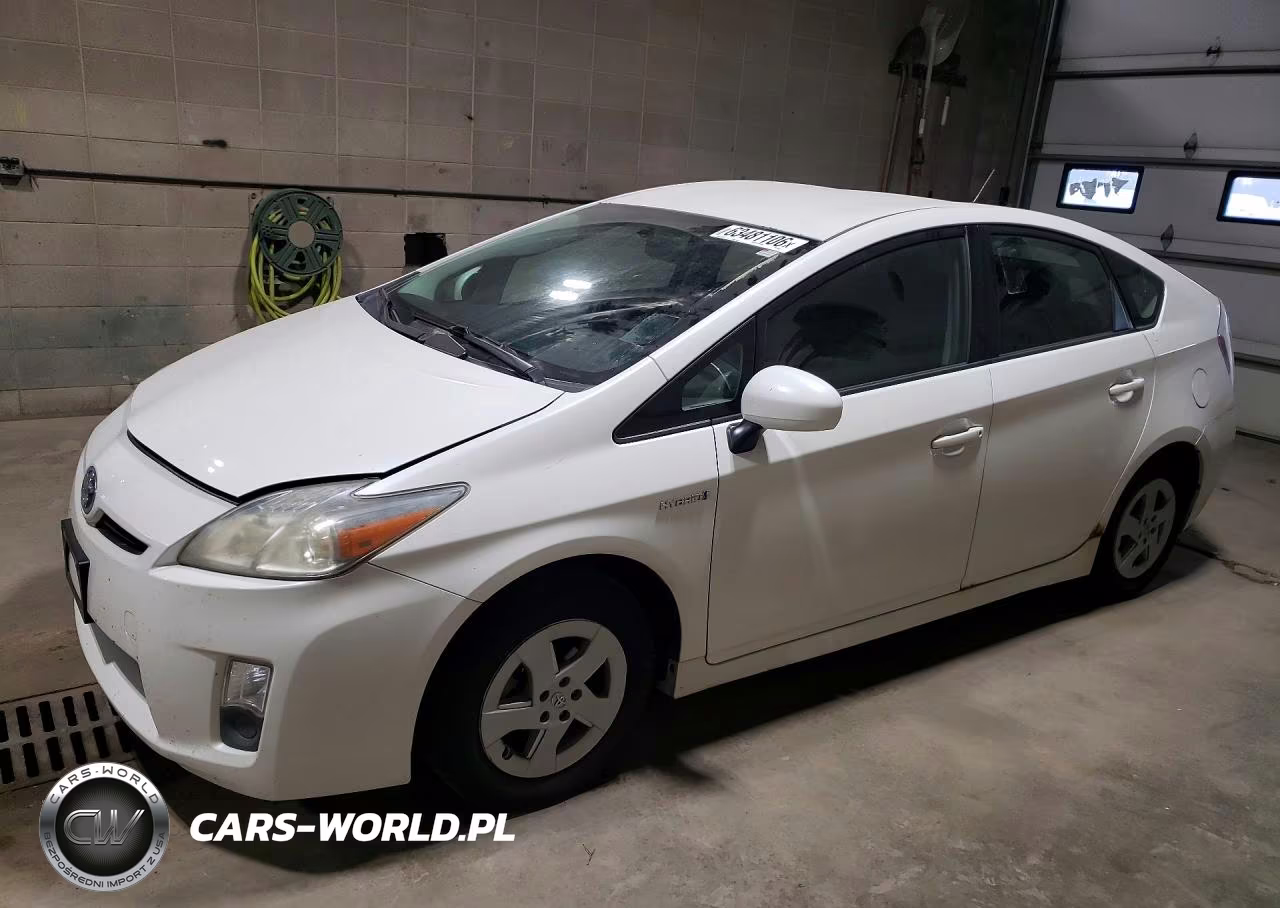 2011 Toyota Prius Two – zdjęcie 1 z 12