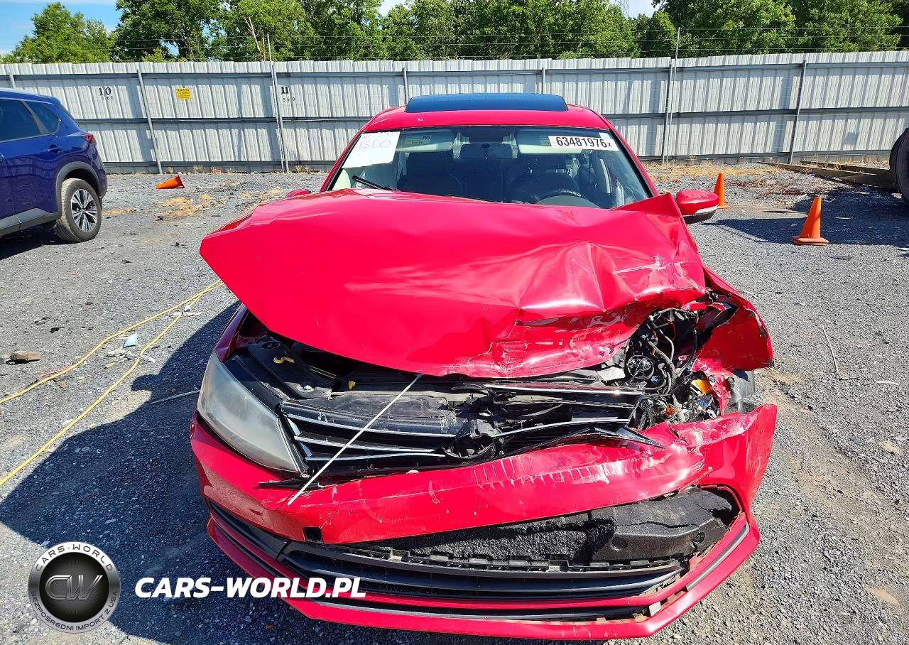 2015 Volkswagen Jetta Tdi VIN:3VW3A7AJ5FM301330 - 5