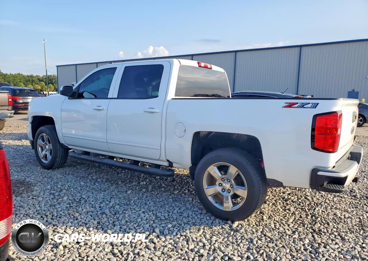 2018 Chevrolet Silverado K1500 Lt VIN:3GCUKREC9JG353420 - 2