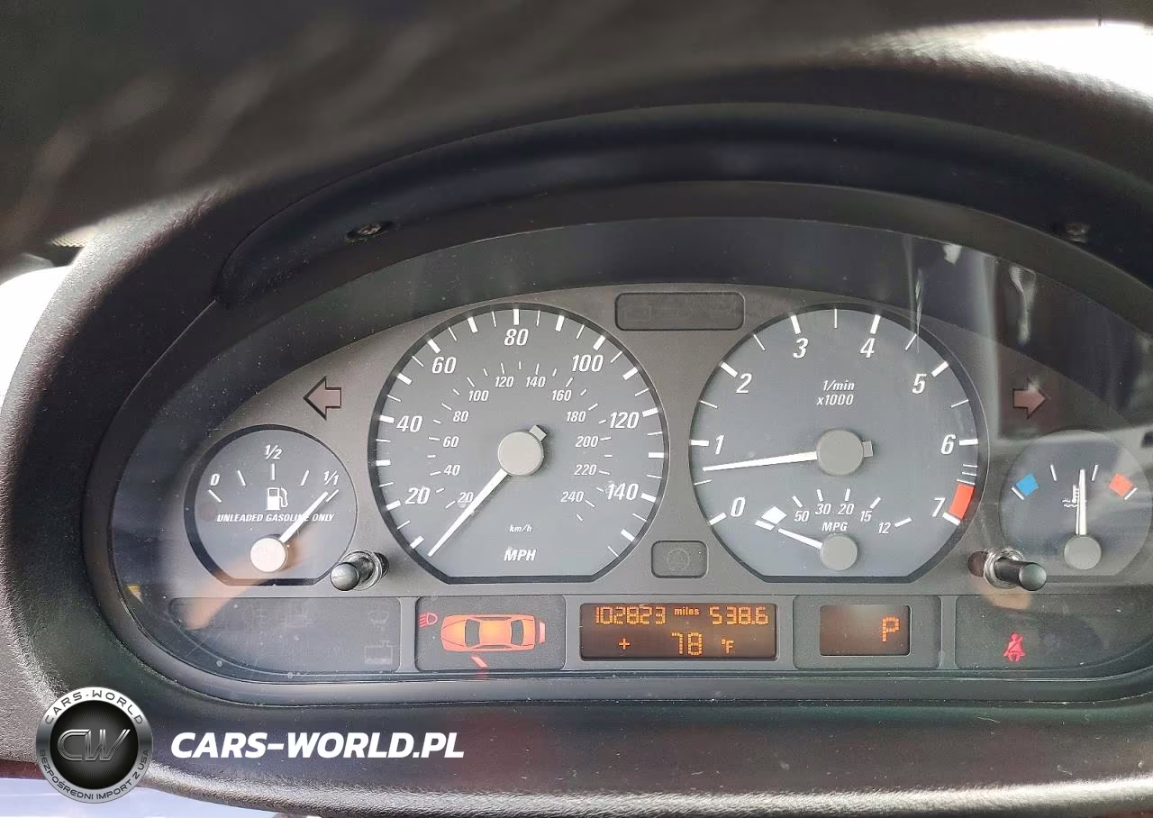2006 BMW 325 Ci VIN:WBABW33456PX83580 - 9