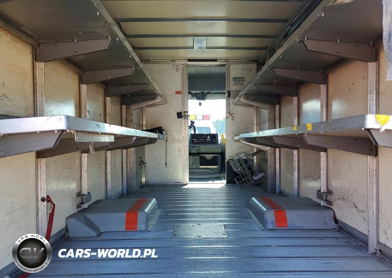 2018 Isuzu Npr VIN:JALB4T178J7W00833 - 10