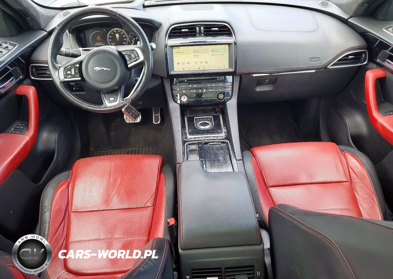 2018 Jaguar F-Pace R - Sport VIN:SADCL2EV7JA243048 - 8