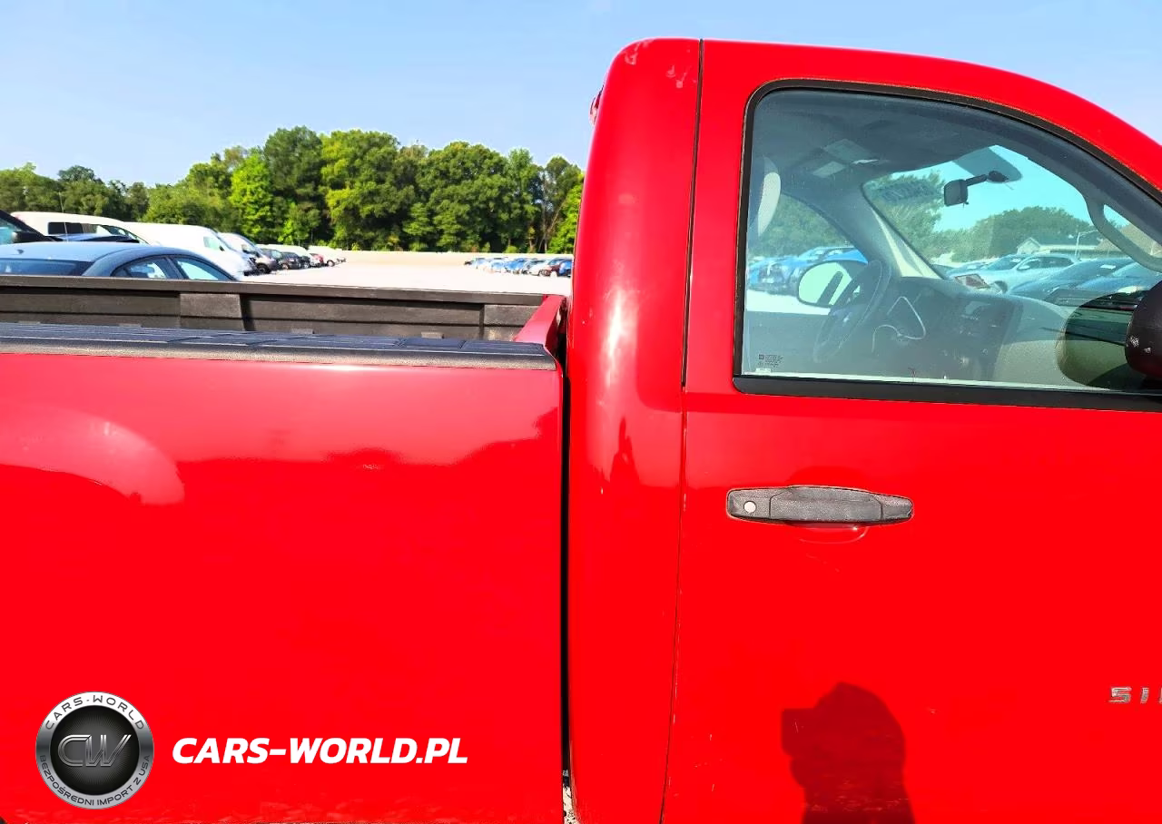 2010 Chevrolet Silverado C1500 VIN:1GCPCPEX3AZ152727 - 10