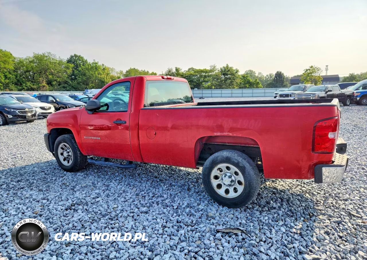 2010 Chevrolet Silverado C1500 VIN:1GCPCPEX3AZ152727 - 2