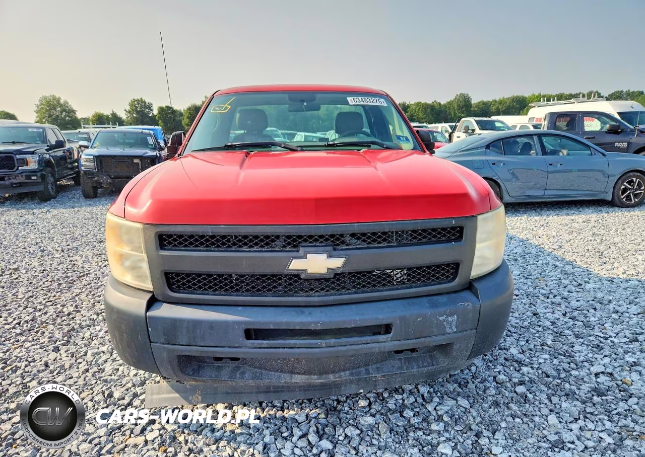 2010 Chevrolet Silverado C1500 VIN:1GCPCPEX3AZ152727 - 5