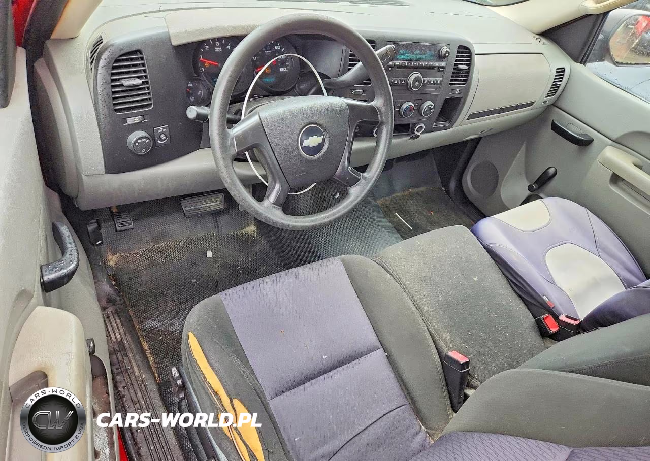 2010 Chevrolet Silverado C1500 VIN:1GCPCPEX3AZ152727 - 8