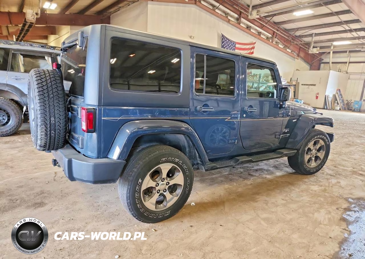 2018 Jeep Wrangler Unlimited Sahara VIN:1C4HJWEG4JL902658 - 3