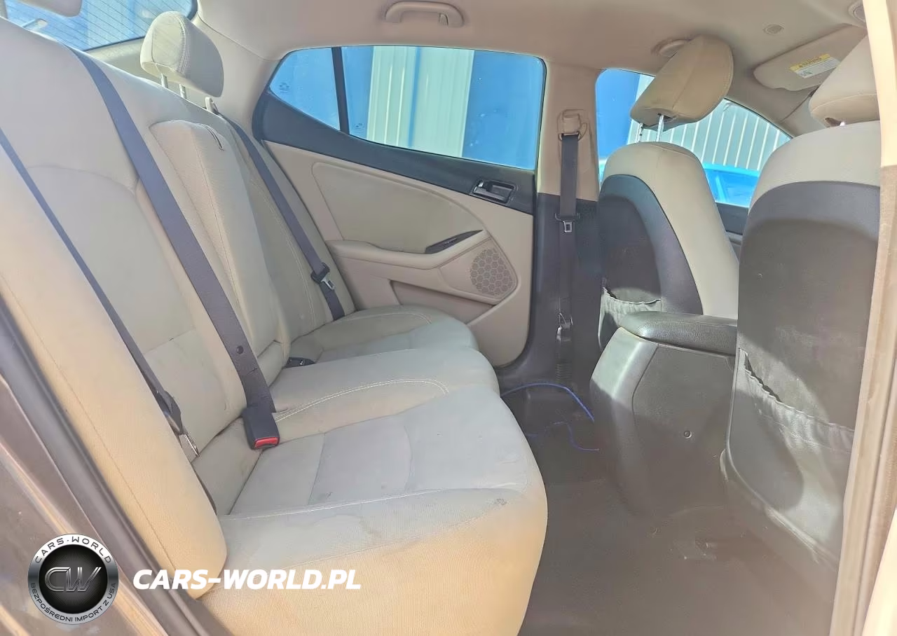 2012 Kia Optima Lx VIN:5XXGM4A74CG032734 - 10