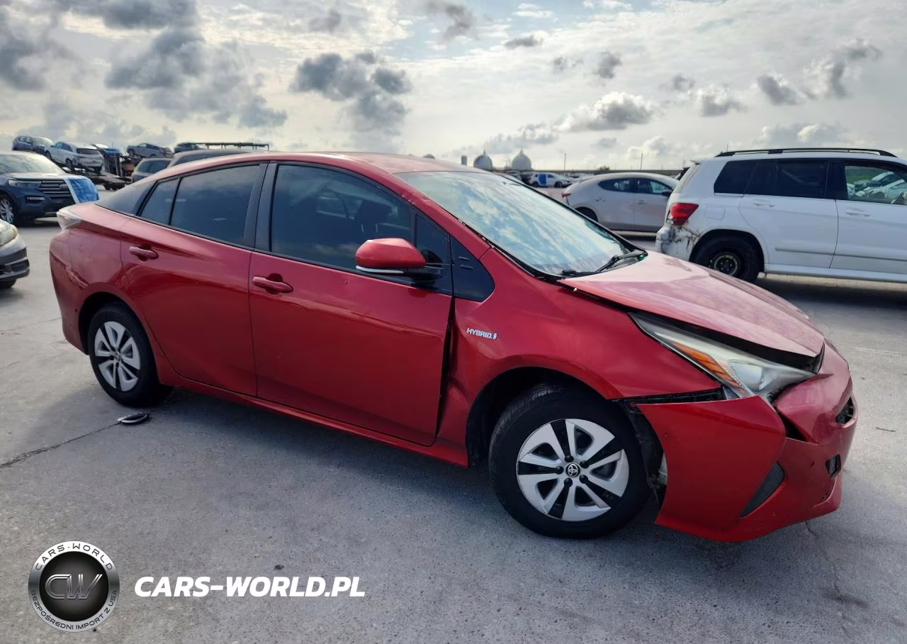 2018 Toyota Prius Two VIN:JTDKBRFUXJ3058327 - 4