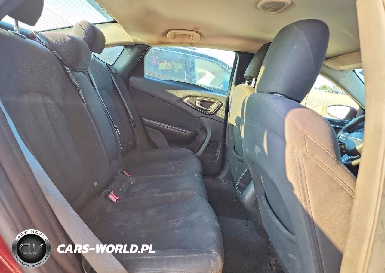 2015 Chrysler 200 Limited VIN:1C3CCCAB1FN538406 - 10