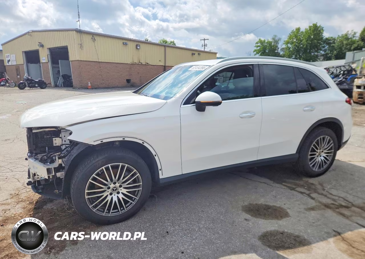 2025 Mercedes-Benz Glc 300 4Matic – zdjęcie 1 z 14