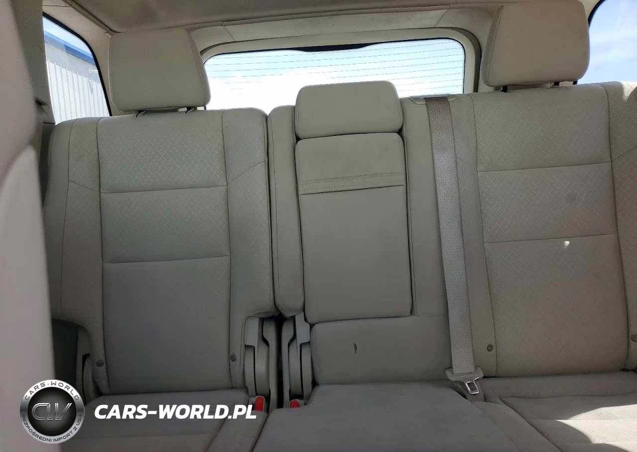 2019 Jeep Grand Cherokee Laredo VIN:1C4RJEAG2KC811572 - 10