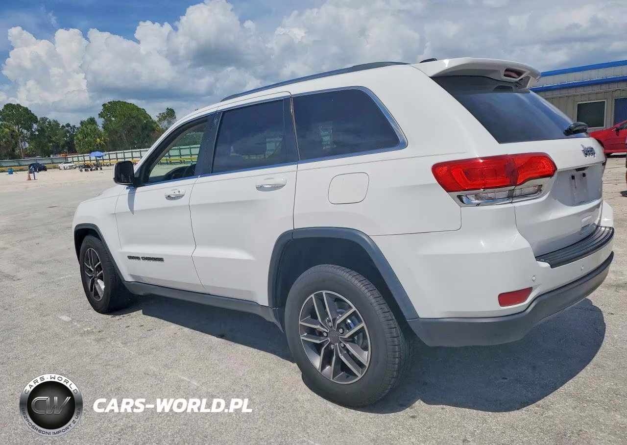 2019 Jeep Grand Cherokee Laredo VIN:1C4RJEAG2KC811572 - 2
