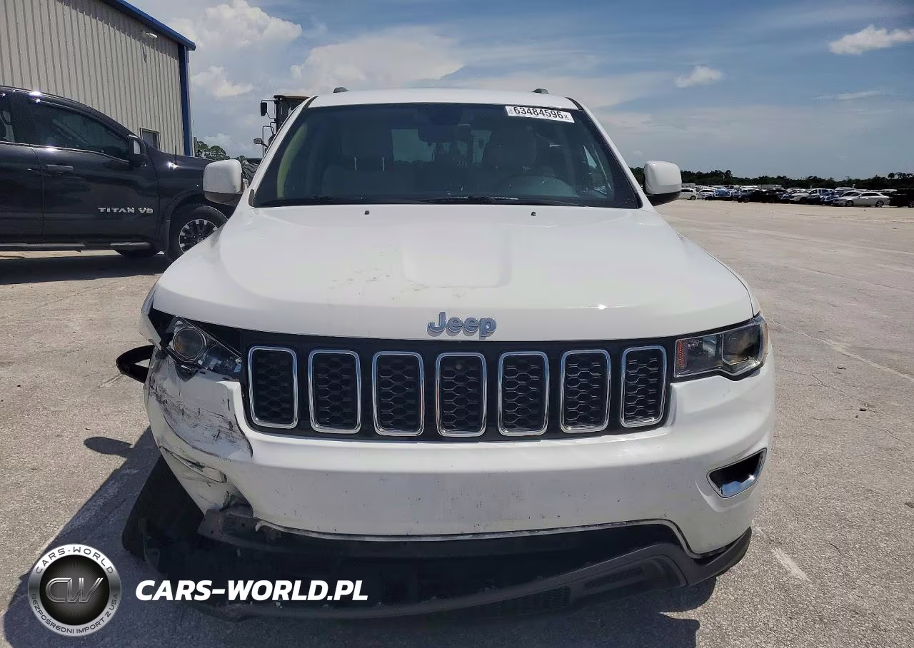 2019 Jeep Grand Cherokee Laredo VIN:1C4RJEAG2KC811572 - 5