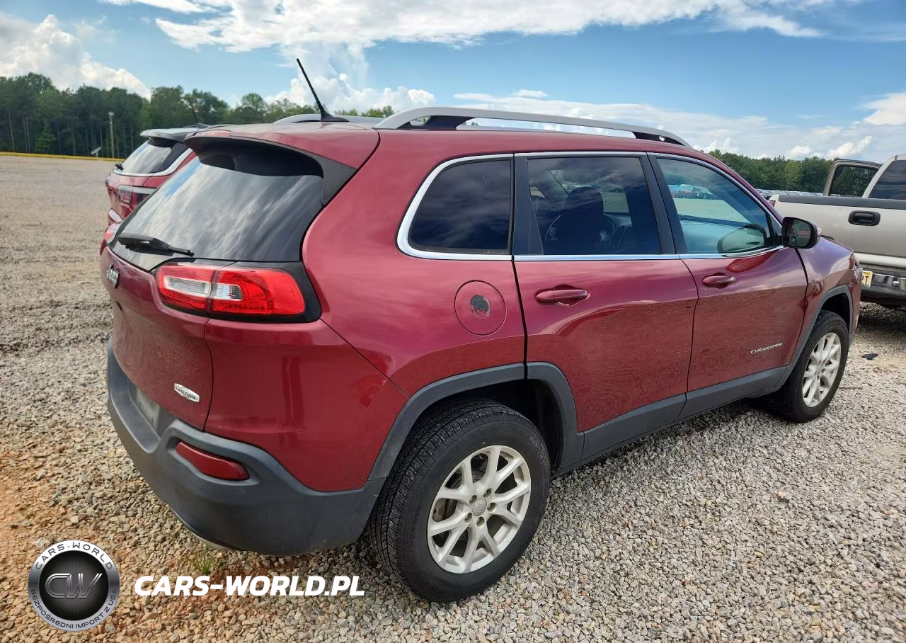 2017 Jeep Cherokee Latitude VIN:1C4PJMCS4HD238924 - 3