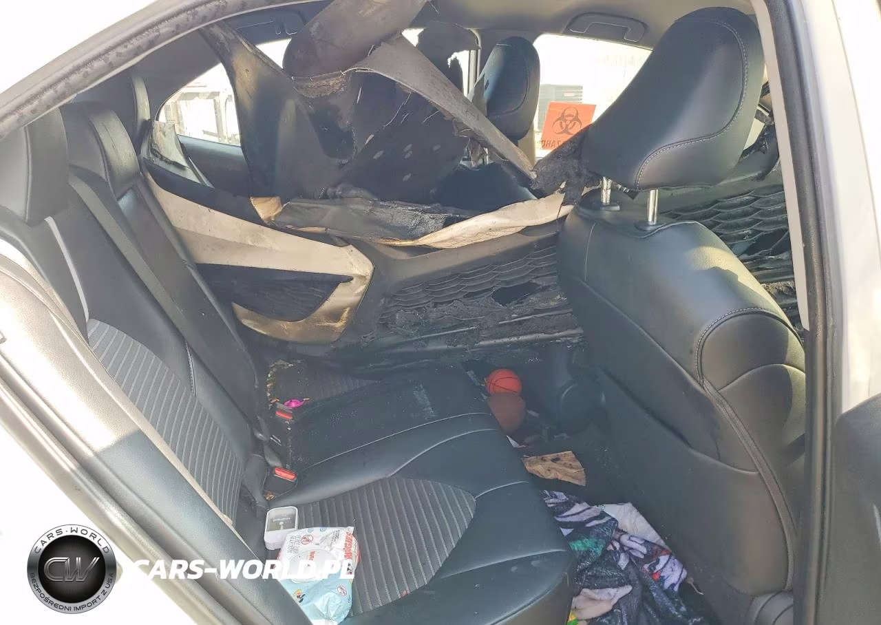 2021 Toyota Camry Se VIN:4T1G11AK0MU467625 - 10