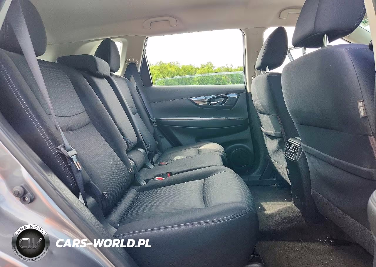 2018 Nissan Rogue S VIN:JN8AT2MV0JW303019 - 11
