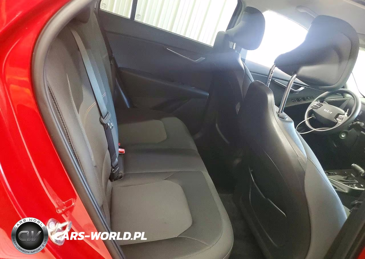 2026 Kia Niro Lx VIN:KNDCP3LE2T5324527 - 10