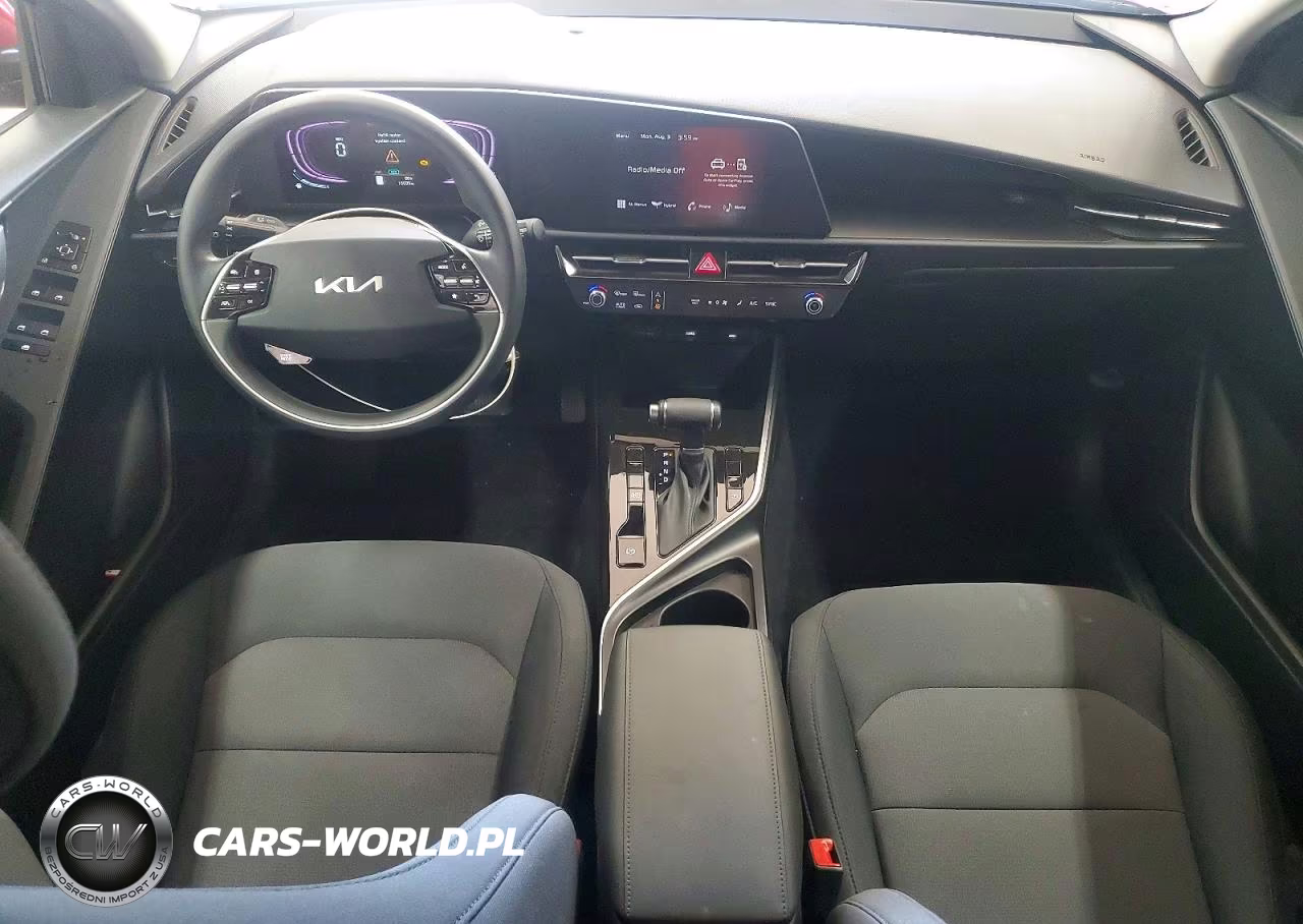 2026 Kia Niro Lx VIN:KNDCP3LE2T5324527 - 8