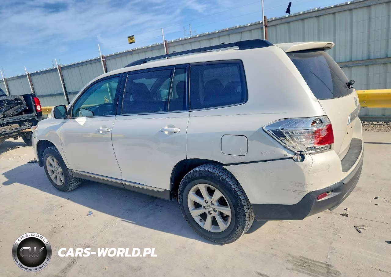 2013 Toyota Highlander Plus VIN:5TDZA3EH2DS045268 - 2