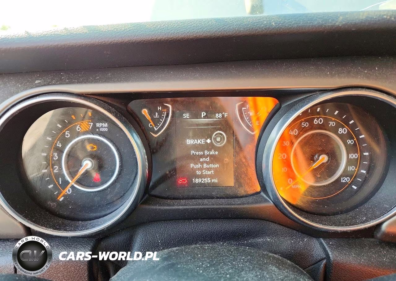 2018 Jeep Wrangler Unlimited Sport VIN:1C4HJXDN2JW221600 - 9